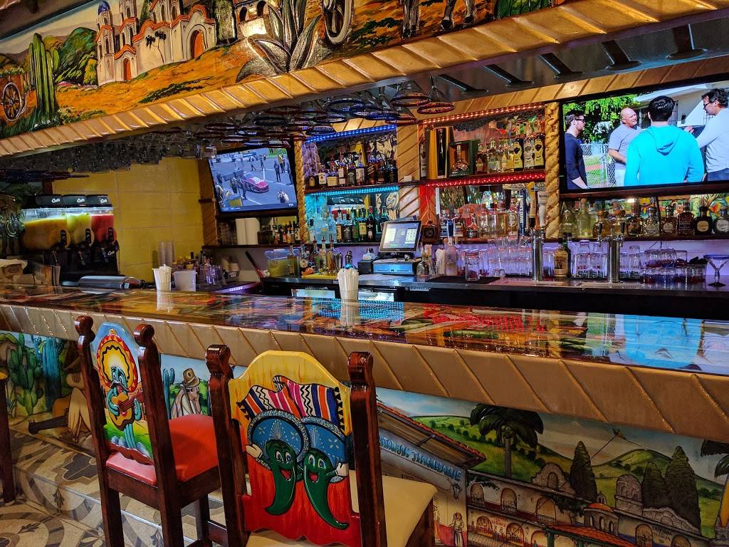 El Ranchero Mexican Restaurant | restaurant | 110 E Winslow Rd, Bloomington, IN 47401, USA | 8128221302 OR +1 812-822-1302