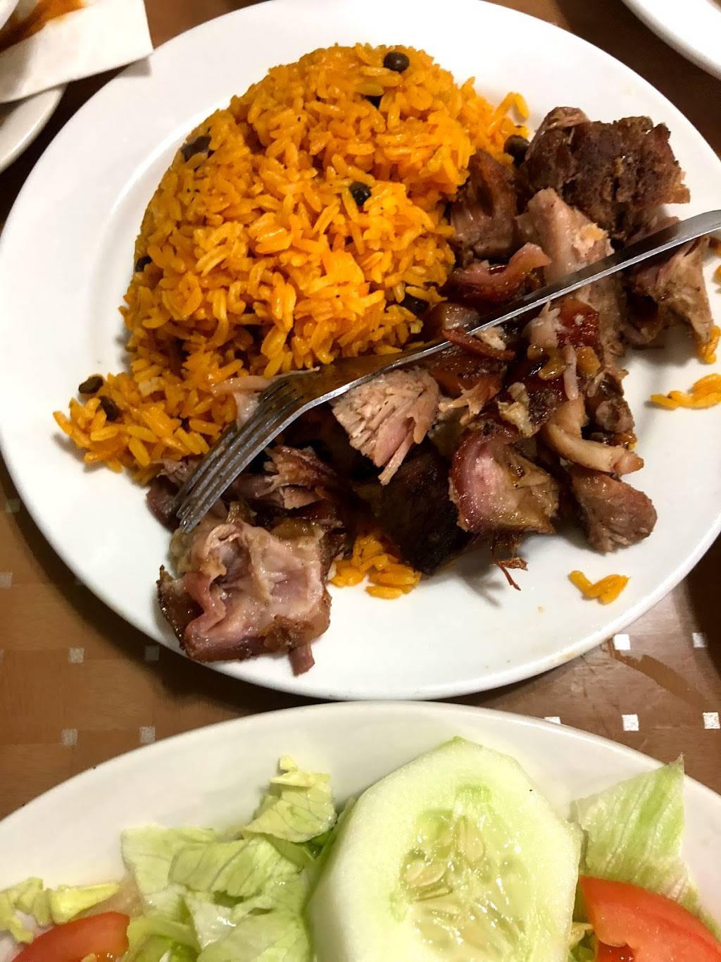 Arelis Restaurant | restaurant | 2198 River Ave, Camden, NJ 08105, USA | 8563651664 OR +1 856-365-1664