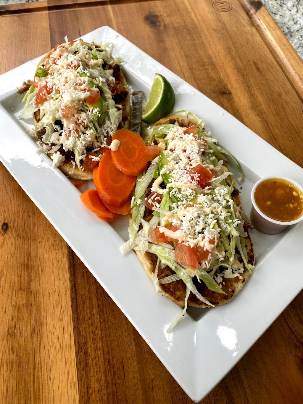 Taqueria Y Pupuseria Santa Rosa | restaurant | 5912 Red Bluff Rd, Pasadena, TX 77505, USA | 8327955876 OR +1 832-795-5876