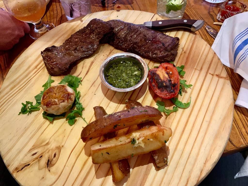 Lique Miami Waterfront Restaurant and Lounge | night club | 3957 NE 163rd St, North Miami Beach, FL 33160, USA | 3057052425 OR +1 305-705-2425