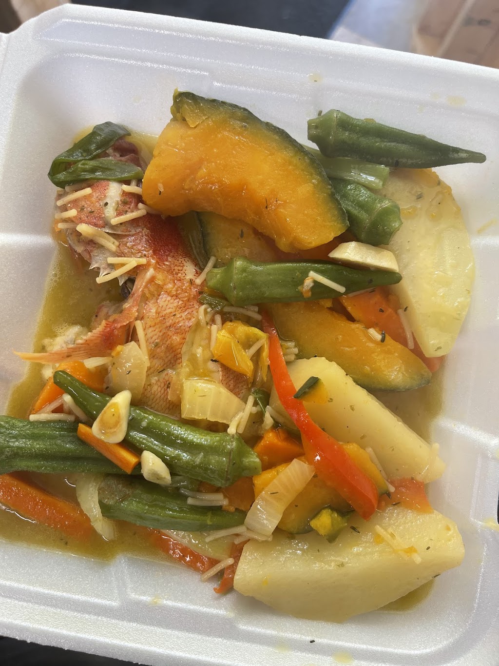 Tutties lavish catering | restaurant | 238 Broadway, Newburgh, NY 12550, USA | 8453918154 OR +1 845-391-8154