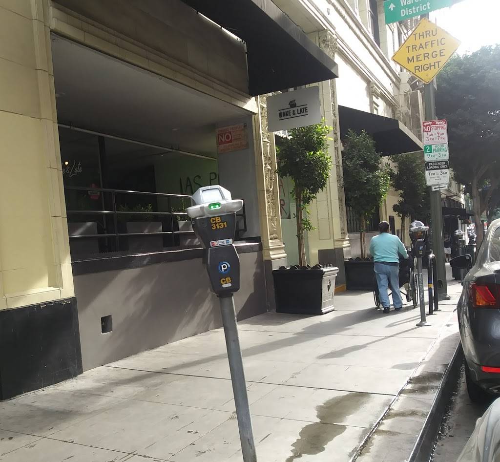Wake & Late | restaurant | 105 E 6th St, Los Angeles, CA 90014, USA | 2135370820 OR +1 213-537-0820