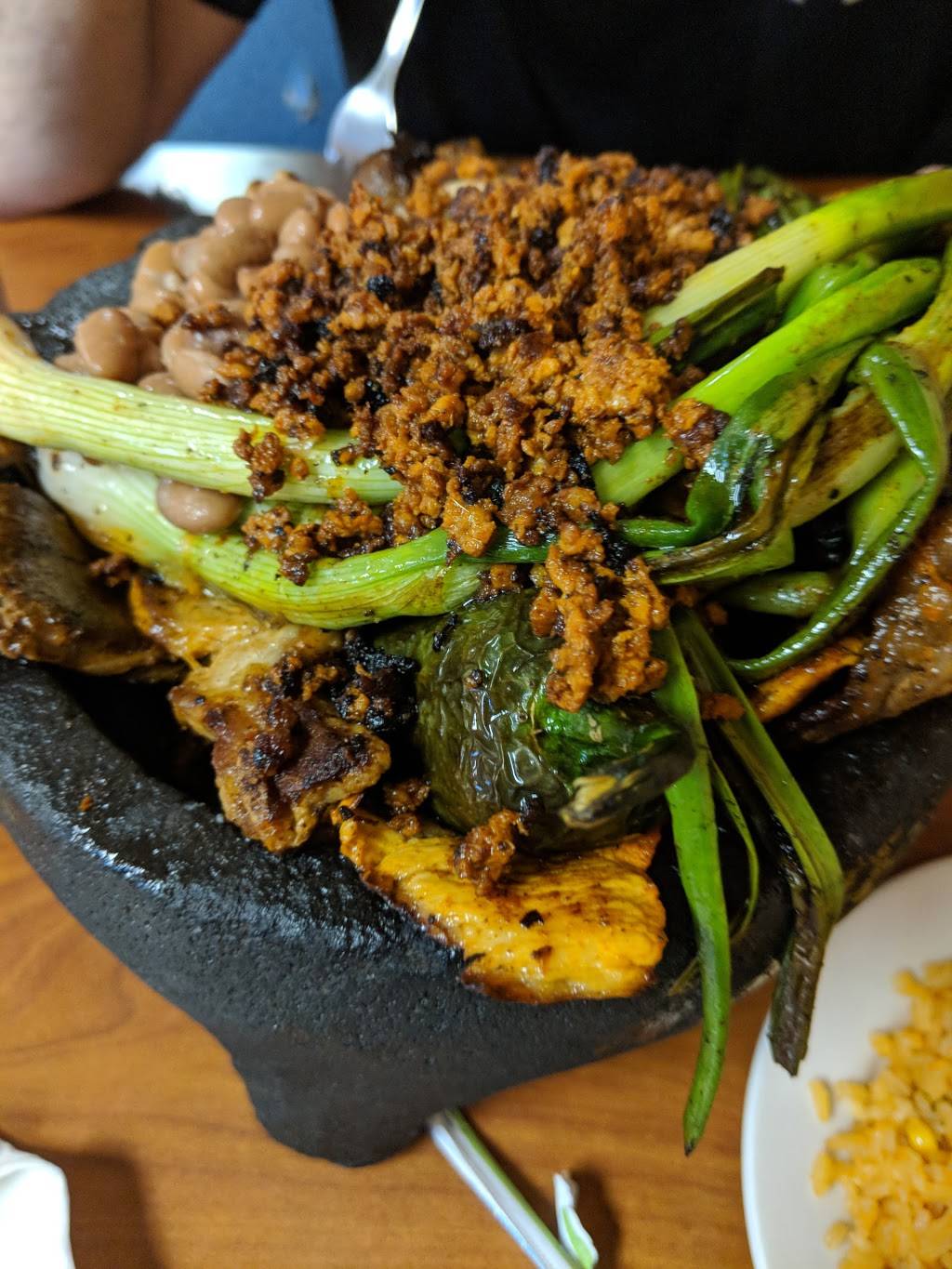 Tienda Carniceria y Taqueria Fiesta | restaurant | 5659 1575, Center Point Pkwy, Birmingham, AL 35215, USA | 2058537533 OR +1 205-853-7533