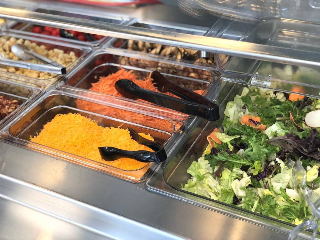 Cafe Premier | restaurant | 12200 Fairhill Rd, Cleveland, OH 44120, USA | 2165717375 OR +1 216-571-7375