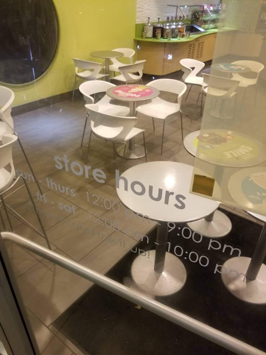 Menchies Frozen Yogurt | bakery | 1120 Townpark Ave Ste 1062, Lake Mary, FL 32746, USA | 4079155715 OR +1 407-915-5715