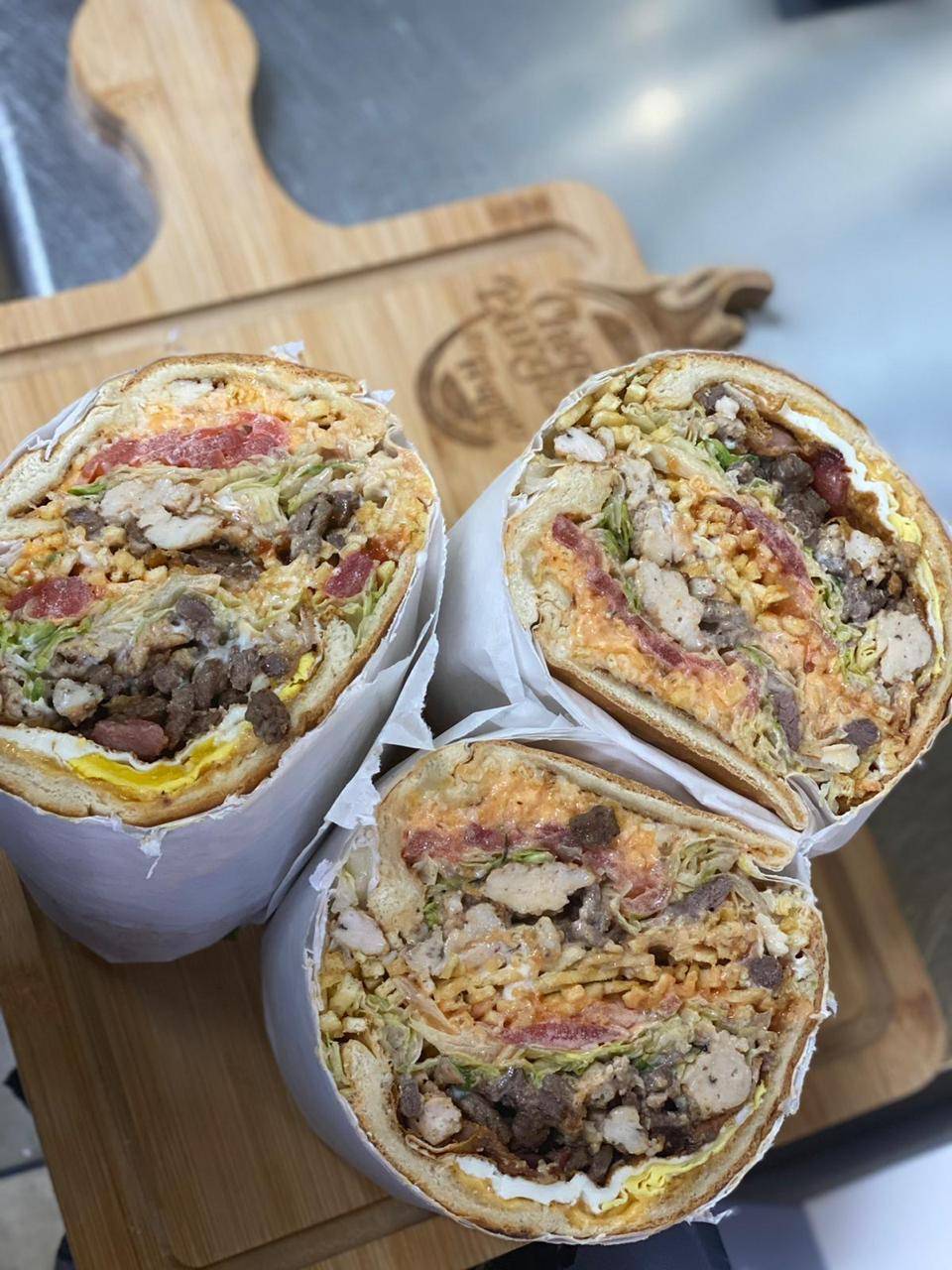 Chiqui Burger | restaurant | 9785 Orange Blossom Trail, Orlando, FL 32837, USA | 4078661777 OR +1 407-866-1777