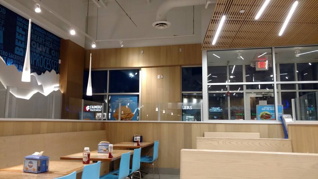 Elevation Burger | restaurant | 1 Stephen King Dr, Augusta, ME 04330, USA | 2076218541 OR +1 207-621-8541