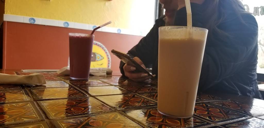 Delicias Paisas Bakery | restaurant | 24 Pleasant St, Dracut, MA 01826, USA | 9789705555 OR +1 978-970-5555