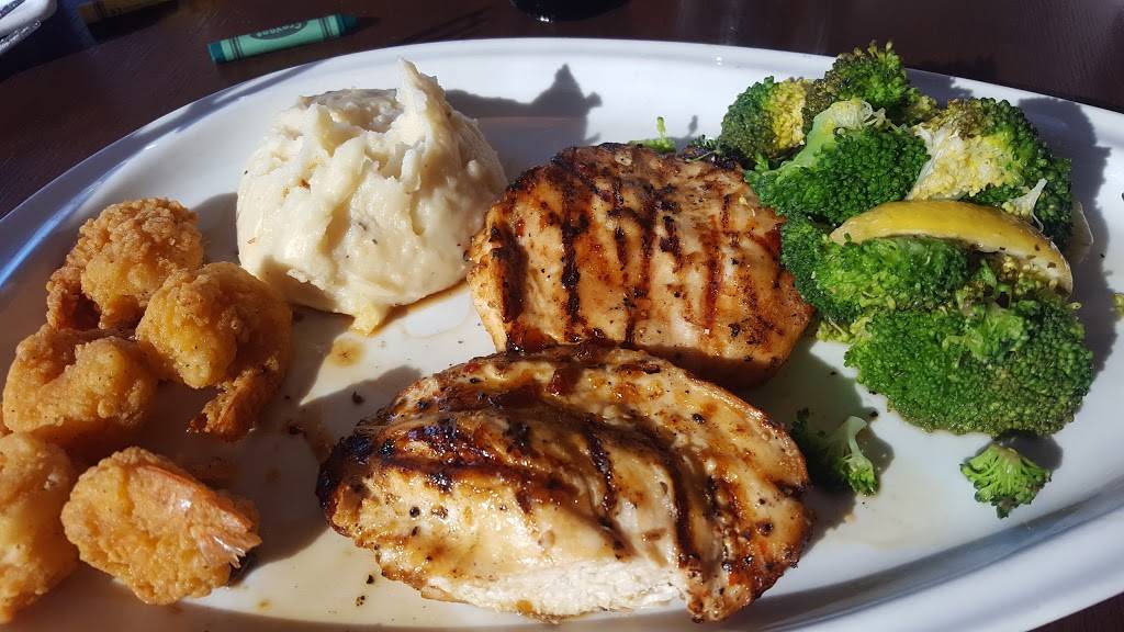 TGI Fridays | restaurant | 12147 Rockville Pike, Rockville, MD 20852, USA | 3012319048 OR +1 301-231-9048