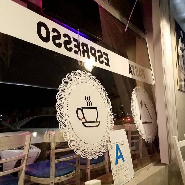 La Bella Napoli | restaurant | 5211, 23906 Crenshaw Blvd, Torrance, CA 90505, USA | 3105179952 OR +1 310-517-9952