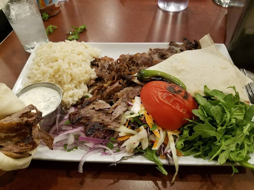 Istanbul Grill | restaurant | 3037 N Clark St, Chicago, IL 60657, USA | 7736986995 OR +1 773-698-6995