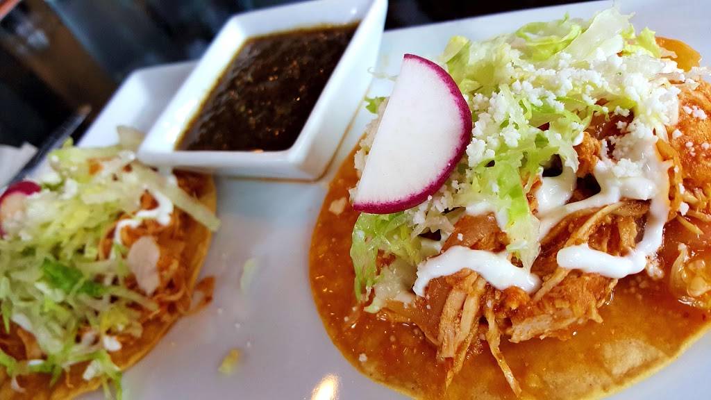 Casa Lola Kitchen de Mexico | restaurant | 16325 SW Barrows Rd #100, Beaverton, OR 97007, USA | 5035678131 OR +1 503-567-8131