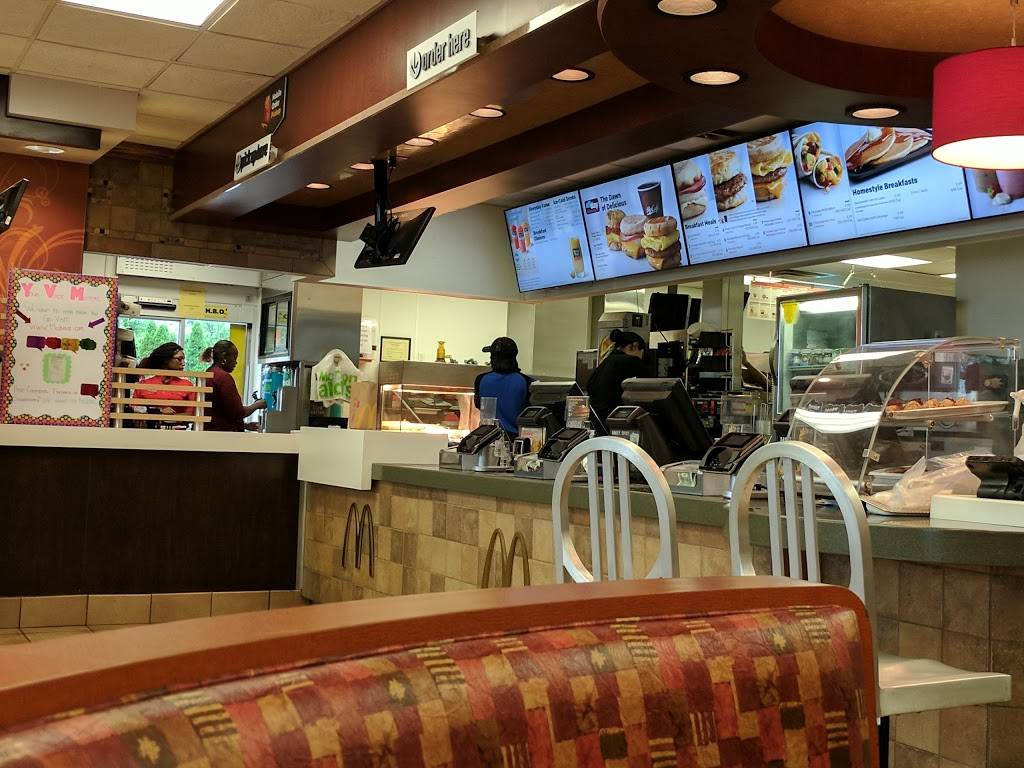 McDonalds | cafe | 1607 N Main St, Normal, IL 61761, USA | 3098622277 OR +1 309-862-2277