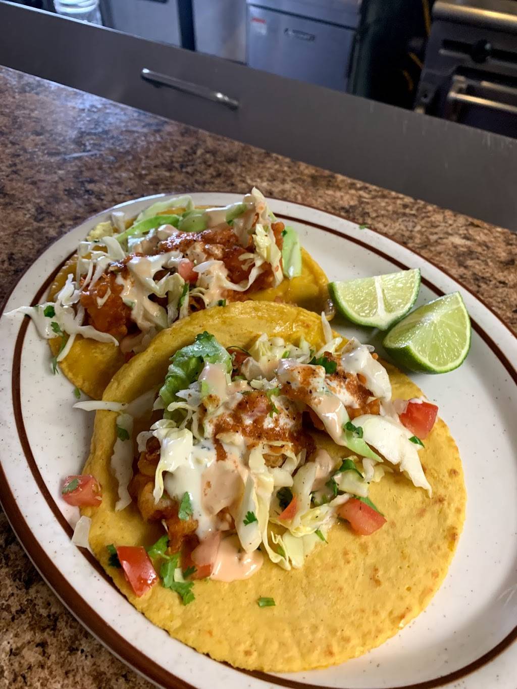 Los Patroncitos | restaurant | 515 Union Ave, Bakersfield, CA 93307, USA | 6613953017 OR +1 661-395-3017