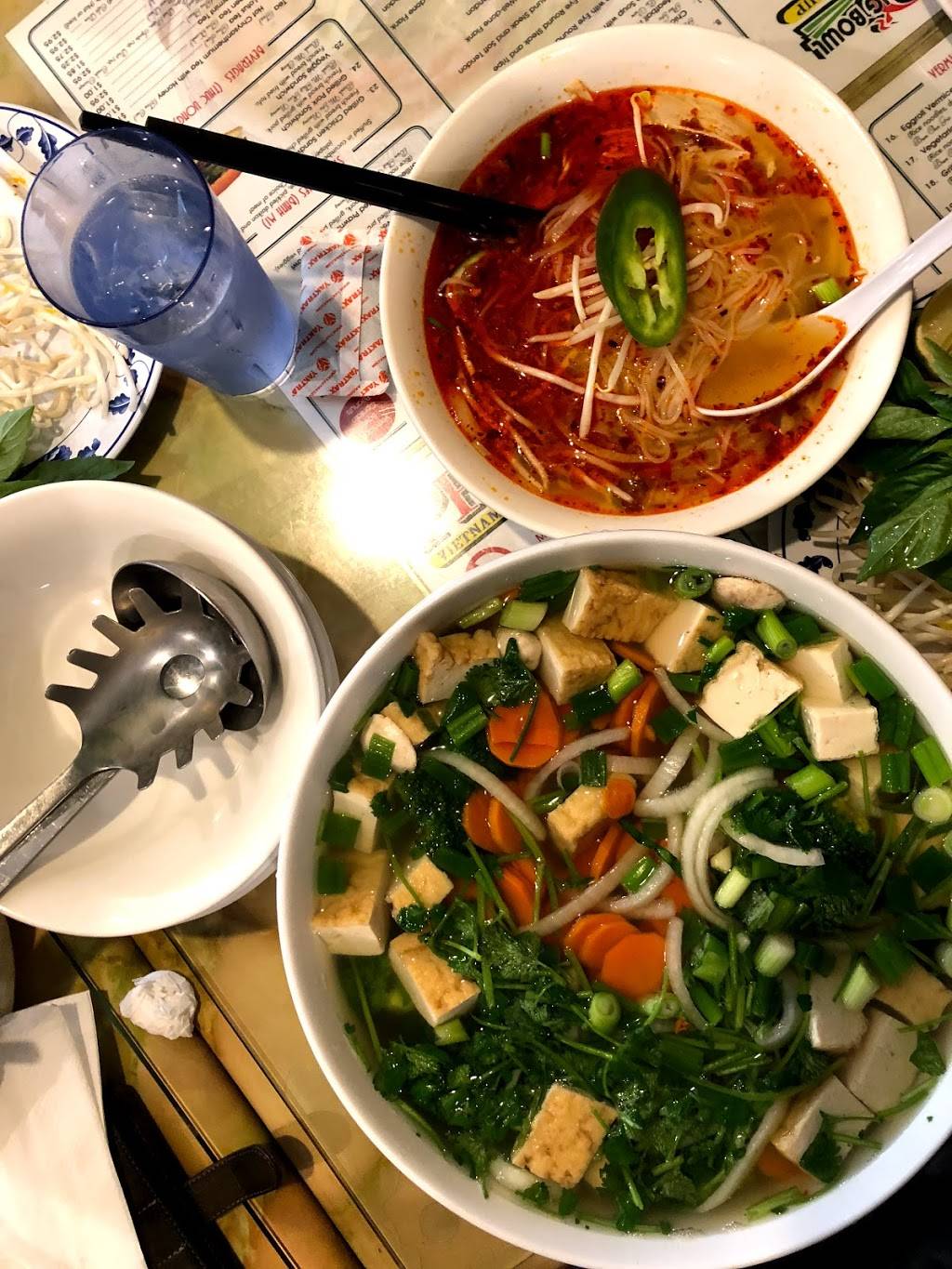 Pho Big Bowl | restaurant | 2248 NW Market St, Seattle, WA 98107, USA | 2065881249 OR +1 206-588-1249