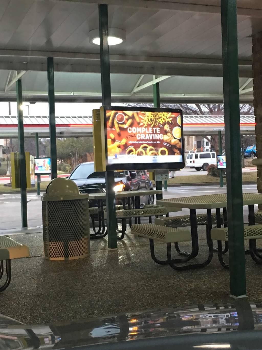 Sonic Drive-In | restaurant | 11665 Frisco St, Frisco, TX 75033, USA | 4693626595 OR +1 469-362-6595