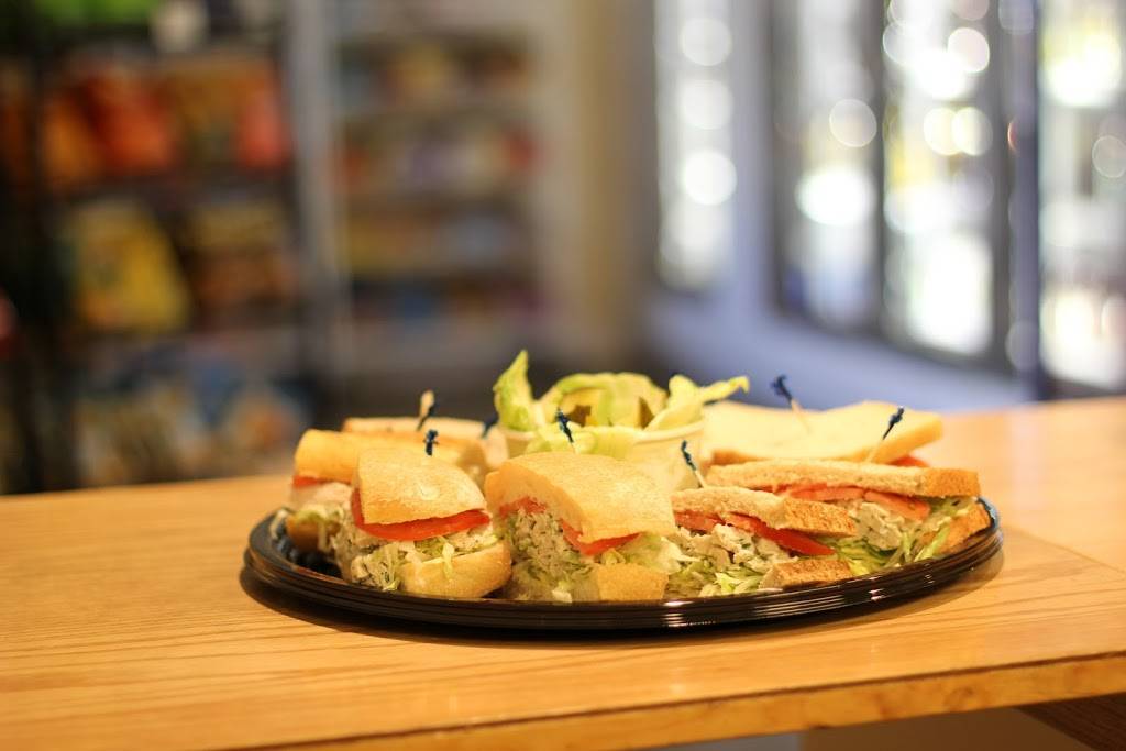 The Shack in the Back By The Bel-Air Restaurant | cafe | 662 N Sepulveda Blvd, Los Angeles, CA 90049, USA | 3104405546 OR +1 310-440-5546