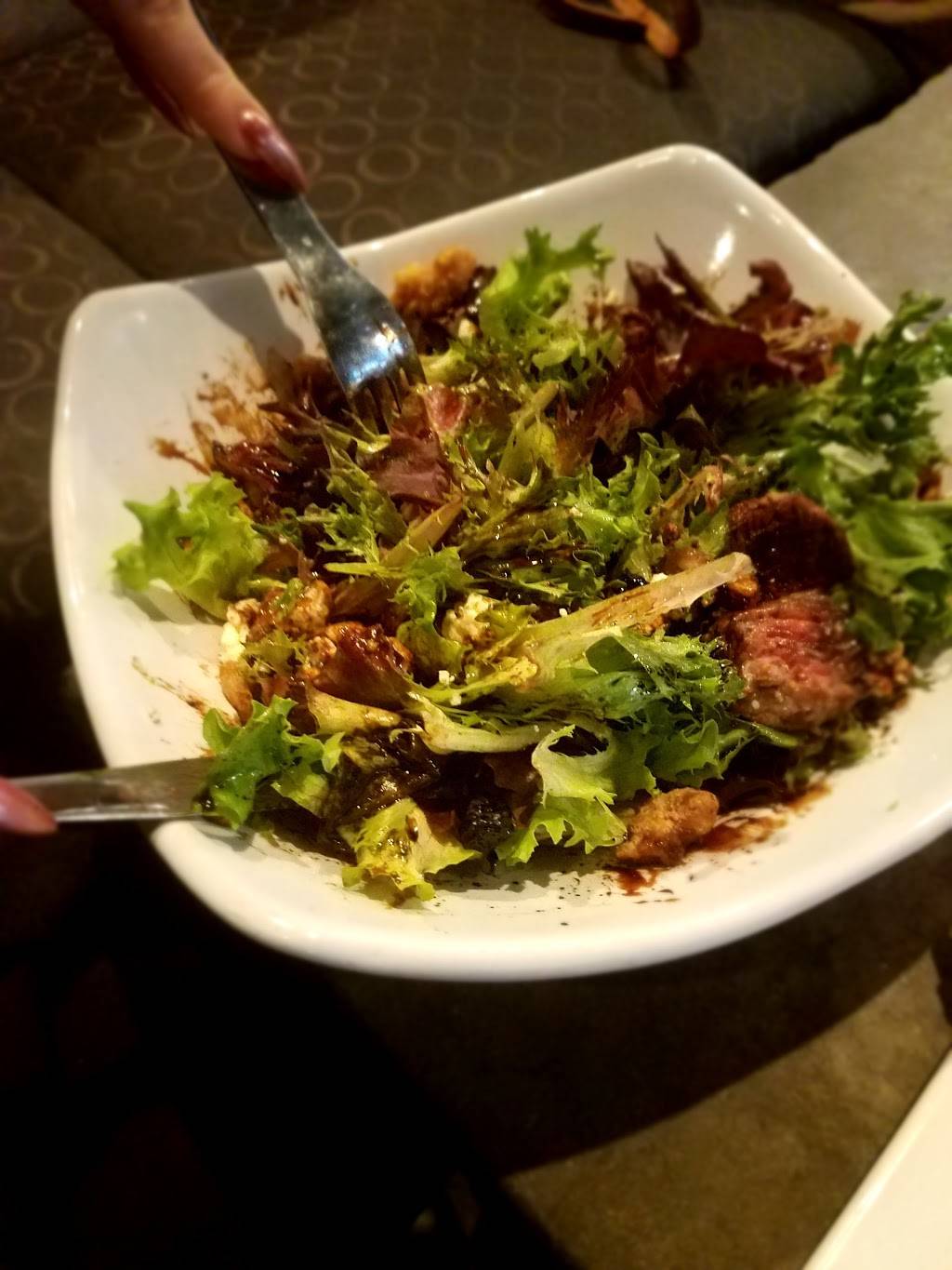 Room 38 Restaurant & Lounge | night club | 38 N 8th St, Columbia, MO 65201, USA | 5734493838 OR +1 573-449-3838