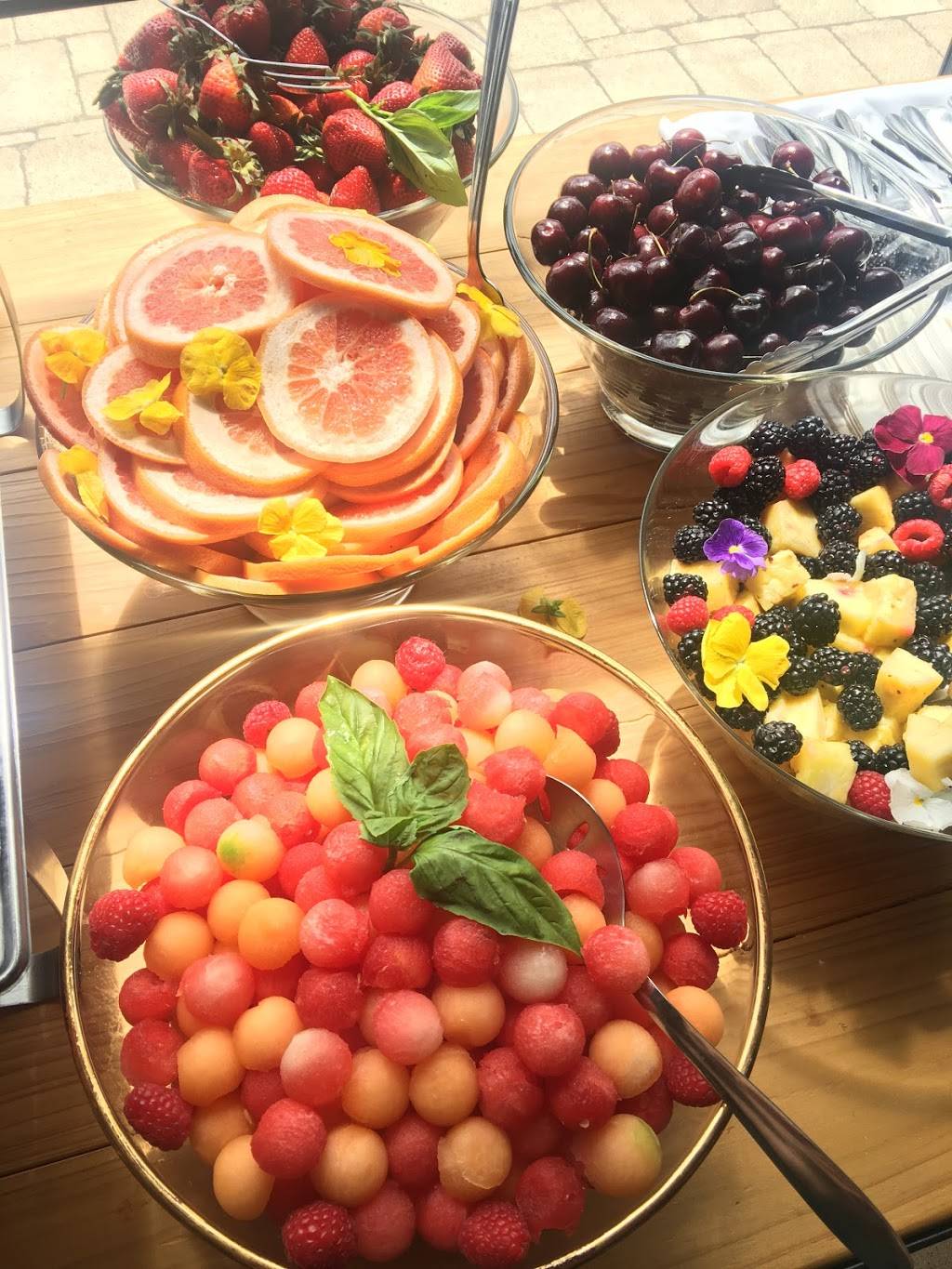 Ginger + Soul | restaurant | 131 E Hydraulic St, Yorkville, IL 60560, USA | 6304404017 OR +1 630-440-4017