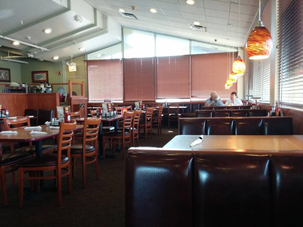 Dennys | restaurant | 1175 N Roselle Rd, Hoffman Estates, IL 60169, USA | 8478851969 OR +1 847-885-1969