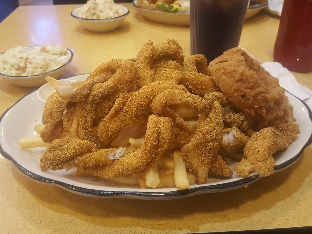 Happys Fish House | restaurant | 2202 E 5th St, Tyler, TX 75701, USA | 9039447921 OR +1 903-944-7921