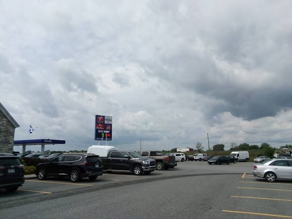 Couche-Tard | meal takeaway | 1145 Rang Saint-Édouard, Saint-Liboire, QC J0H 1R0, Canada | 4507932335 OR +1 450-793-2335