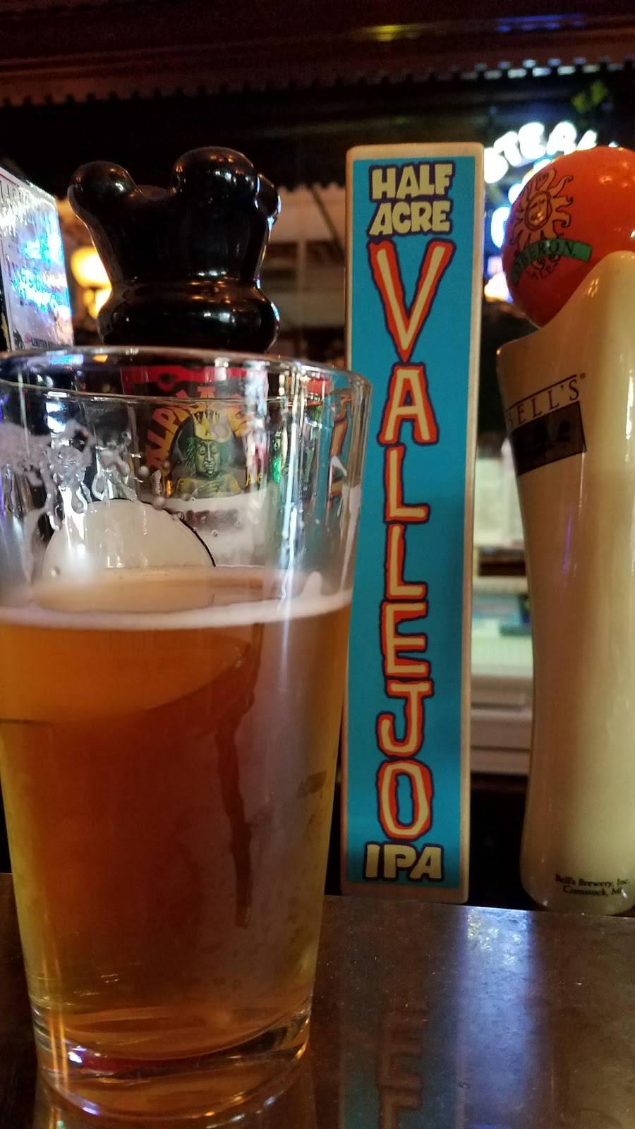 Side Street Saloon | restaurant | 1456 W George St, Chicago, IL 60657, USA | 7733271127 OR +1 773-327-1127