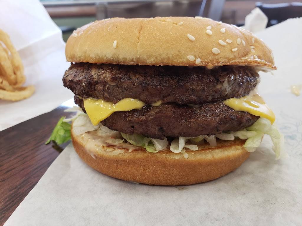 Frontier Burger | restaurant | 838 NE Interstate 410 Loop, San Antonio, TX 78209, USA | 2109328040 OR +1 210-932-8040
