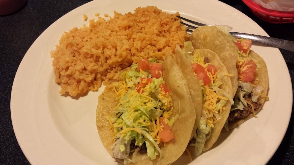 Taco Fiesta | restaurant | 11972 E Lakewood Blvd, Holland, MI 49424, USA | 6163930161 OR +1 616-393-0161