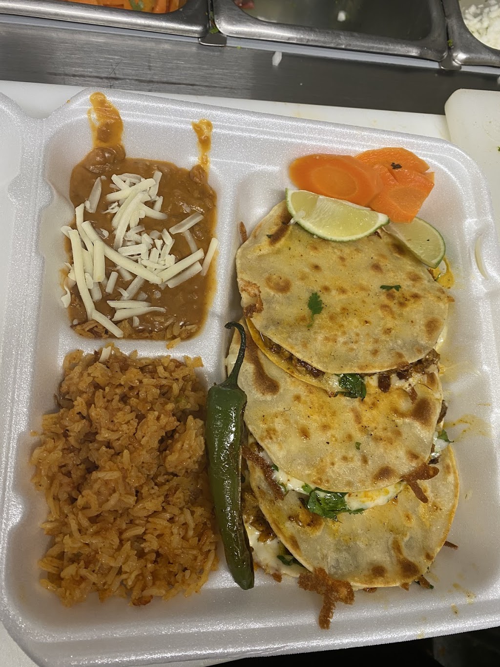 Taquizas Mi Pueblo Food truck | restaurant | 306 W Elm St, El Reno, OK 73036, USA | 4052100215 OR +1 405-210-0215