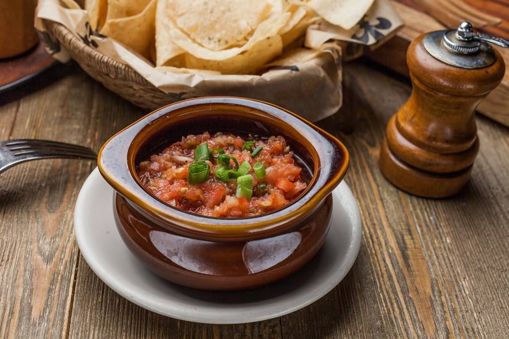 Perrins Restaurant | restaurant | 2216 Hickory Ave, Harahan, LA 70123, USA | 5043054822 OR +1 504-305-4822