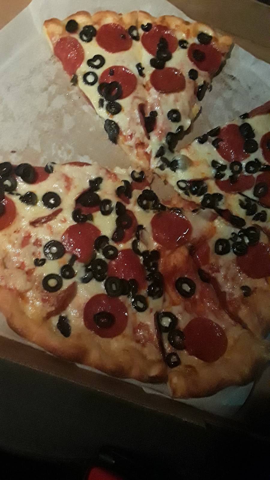 Tonys Pizza | restaurant | 6066 State Rd, Cleveland, OH 44134, USA | 4408862112 OR +1 440-886-2112