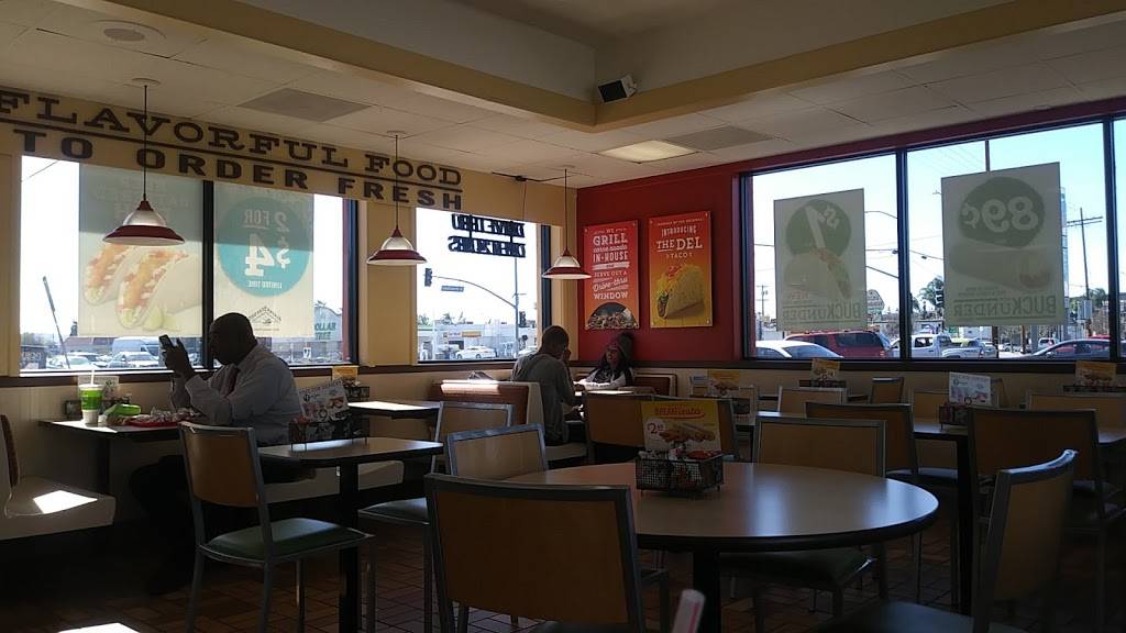 Del Taco | meal takeaway | 15353 Chatsworth St, Mission Hills, CA 91345, USA | 8183619390 OR +1 818-361-9390