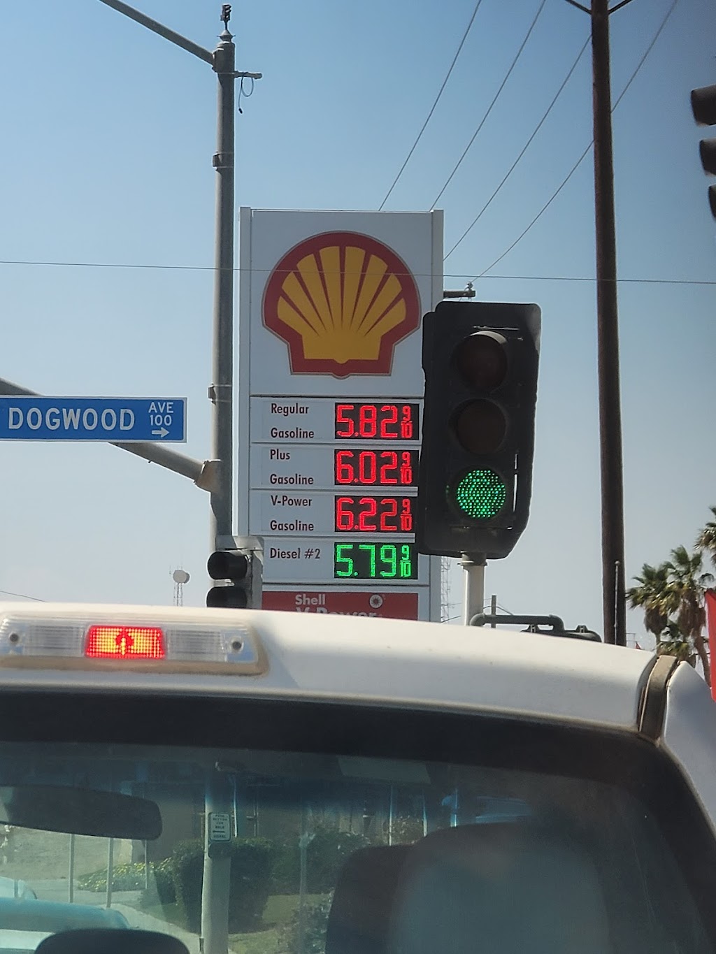 Shell | restaurant | 478 E Main St, El Centro, CA 92243, USA | 7603372323 OR +1 760-337-2323