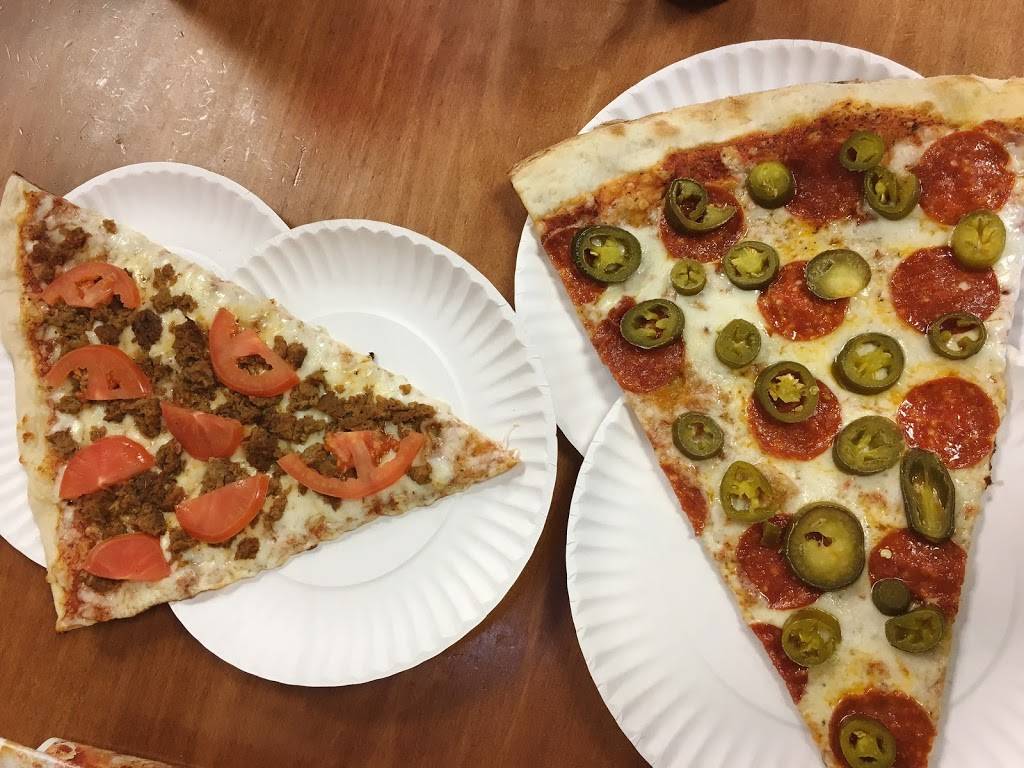 Ruckus Pizza and Bar | restaurant | 2233 Avent Ferry Rd, Raleigh, NC 27606, USA | 9198352002 OR +1 919-835-2002