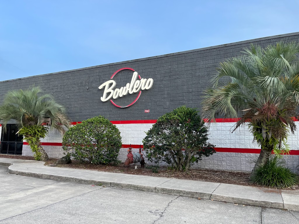 Bowlero Apopka | restaurant | 2160 E Semoran Blvd, Apopka, FL 32703, USA | 4078809090 OR +1 407-880-9090