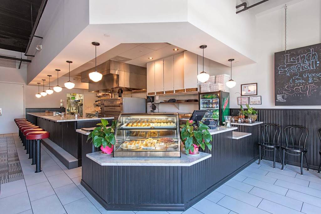 Palumbos Pizzeria | restaurant | 3375 Pine Ridge Rd #104, Naples, FL 34109, USA | 2394317688 OR +1 239-431-7688