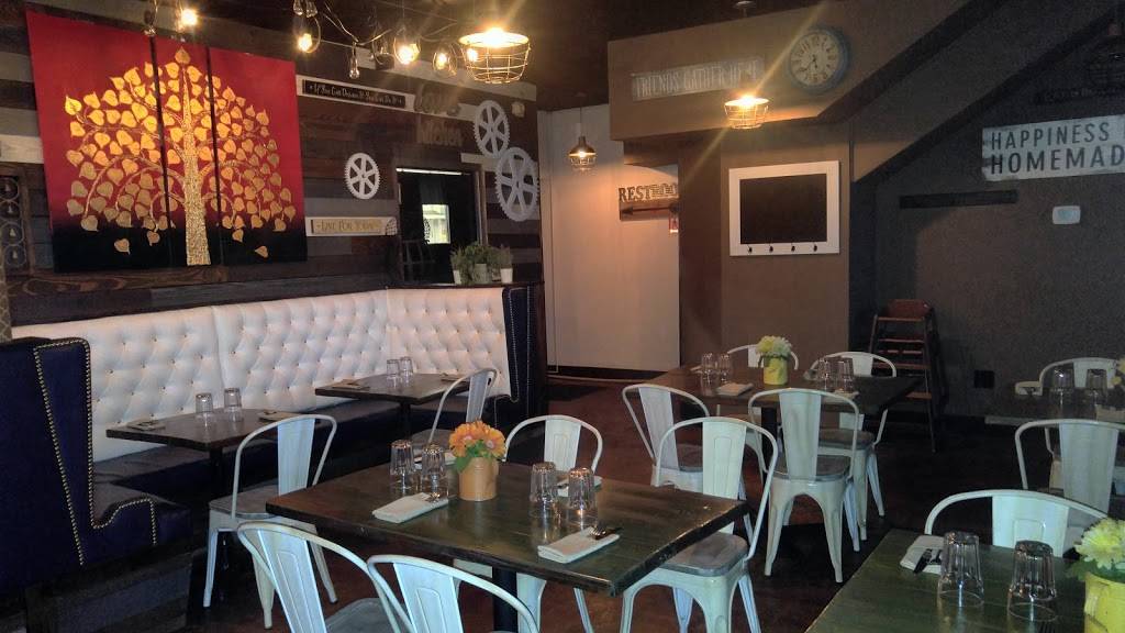 Thai Avenue | restaurant | 562 Farmington Ave, Bristol, CT 06010, USA | 8608458240 OR +1 860-845-8240