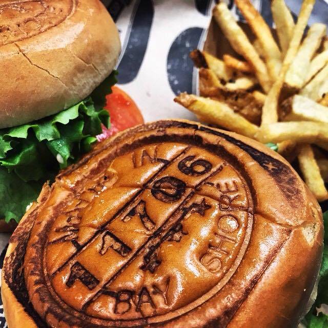 Local Burger Co. | restaurant | 62 E Main St, Bay Shore, NY 11706, USA | 6316478300 OR +1 631-647-8300