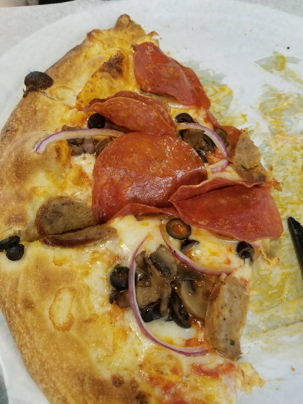 Arosto Pizza | restaurant | 2676-J Avenir Pl, Vienna, VA 22180, USA | 7035735320 OR +1 703-573-5320