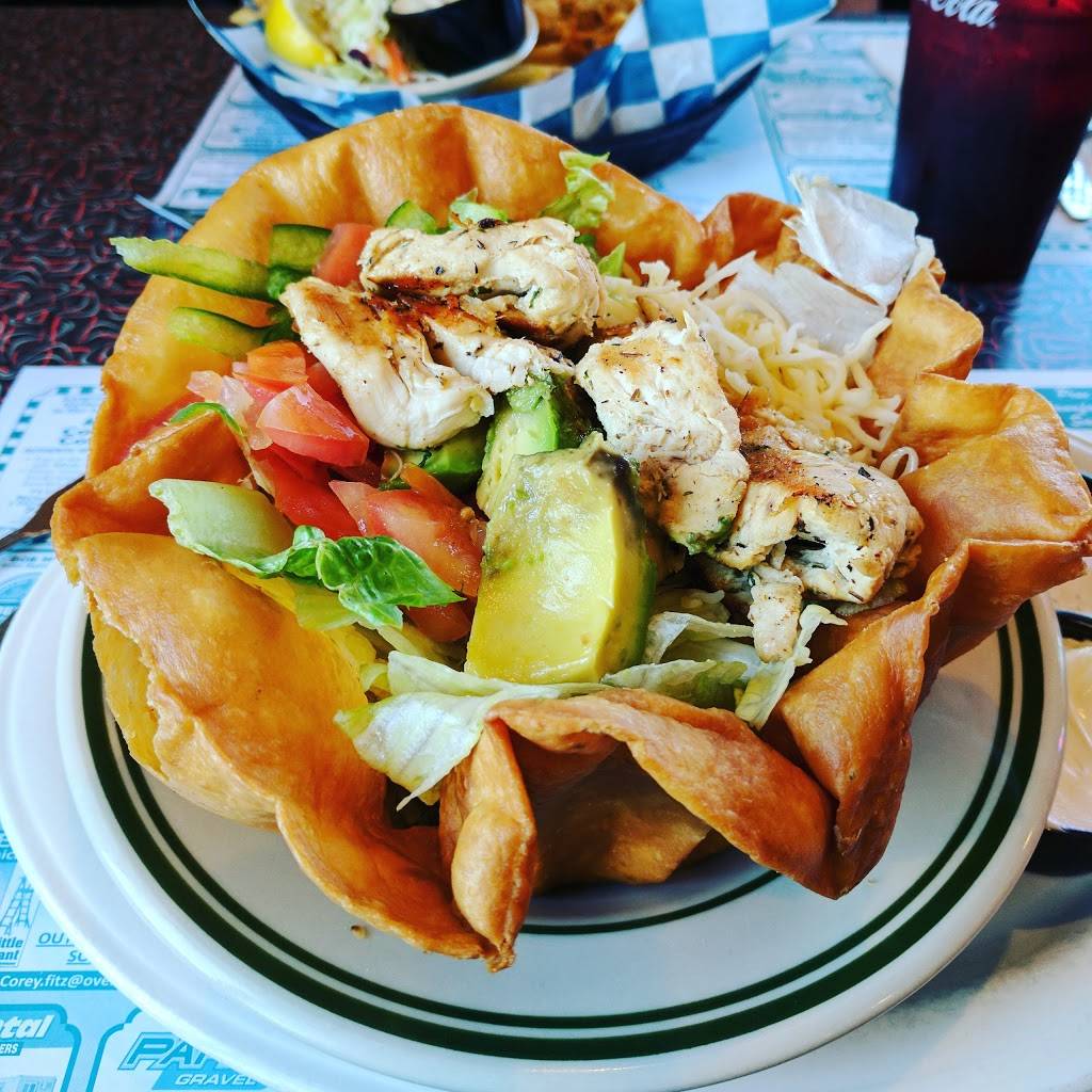 Tiltn Diner | restaurant | 61 Laconia Rd, Tilton, NH 03276, USA | 6032862204 OR +1 603-286-2204