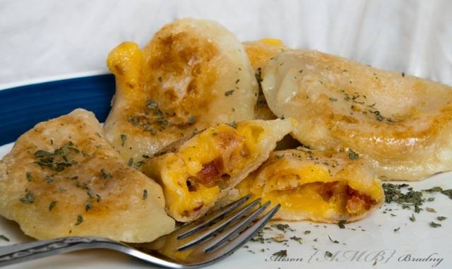 Moms Pierogies | restaurant | 8467 Memphis Ave, Brooklyn, OH 44144, USA | 2163091570 OR +1 216-309-1570