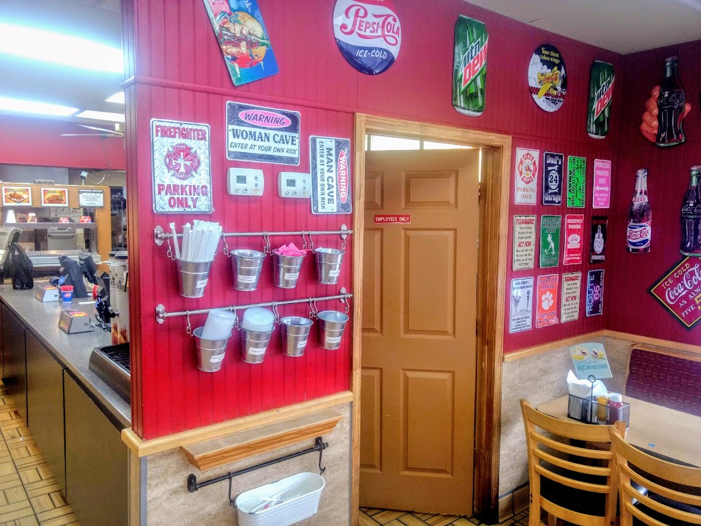 KFC | restaurant | 8201 N Florida Ave, Tampa, FL 33604, USA | 8139908258 OR +1 813-990-8258