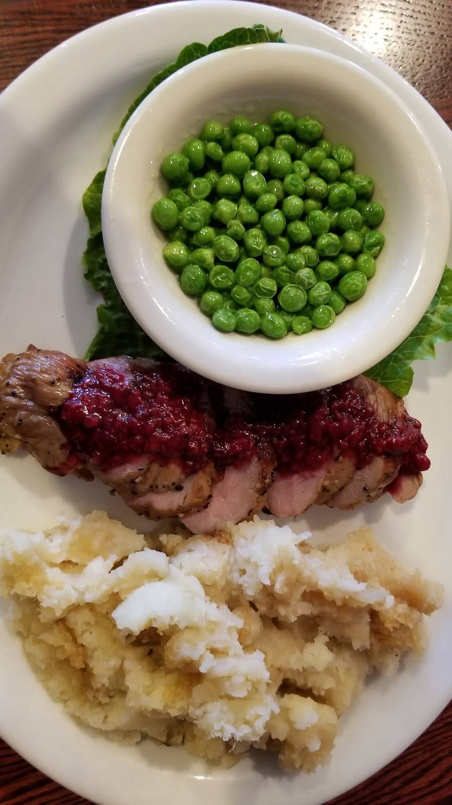 Great Expectations | restaurant | 3551 Plover Rd, Wisconsin Rapids, WI 54494, USA | 7154233190 OR +1 715-423-3190