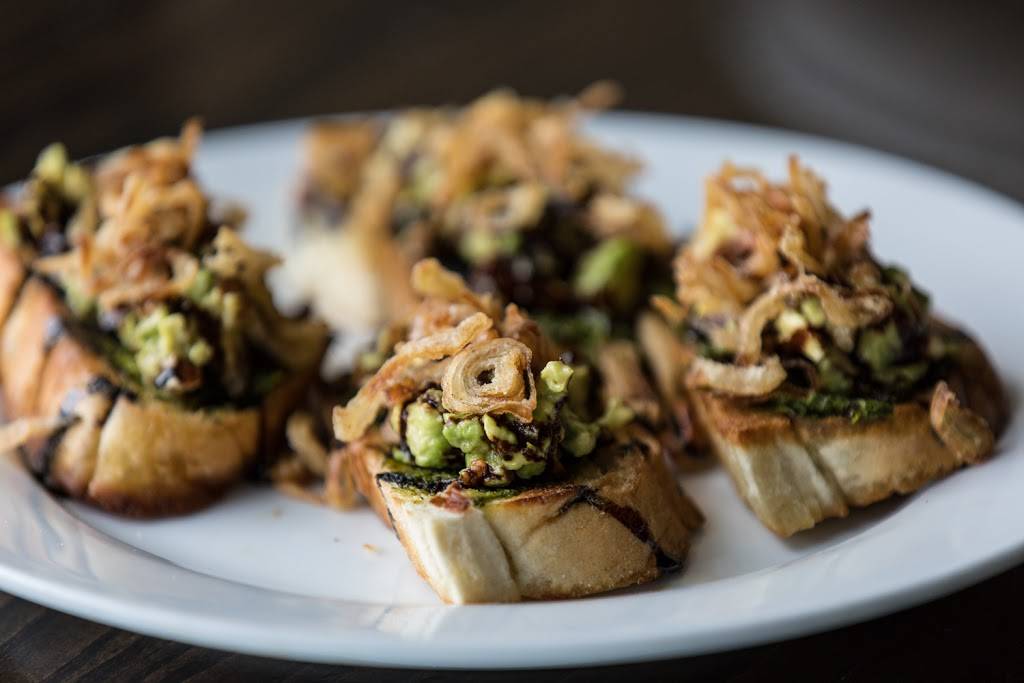 940s Kitchen & Cocktails | restaurant | 219 W Oak St, Denton, TX 76201, USA | 9402186222 OR +1 940-218-6222