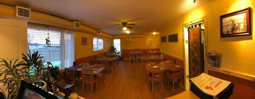 Chez In | restaurant | 391 QC-148, Shawville, QC J0X 2Y0, Canada | 8196476111 OR +1 819-647-6111