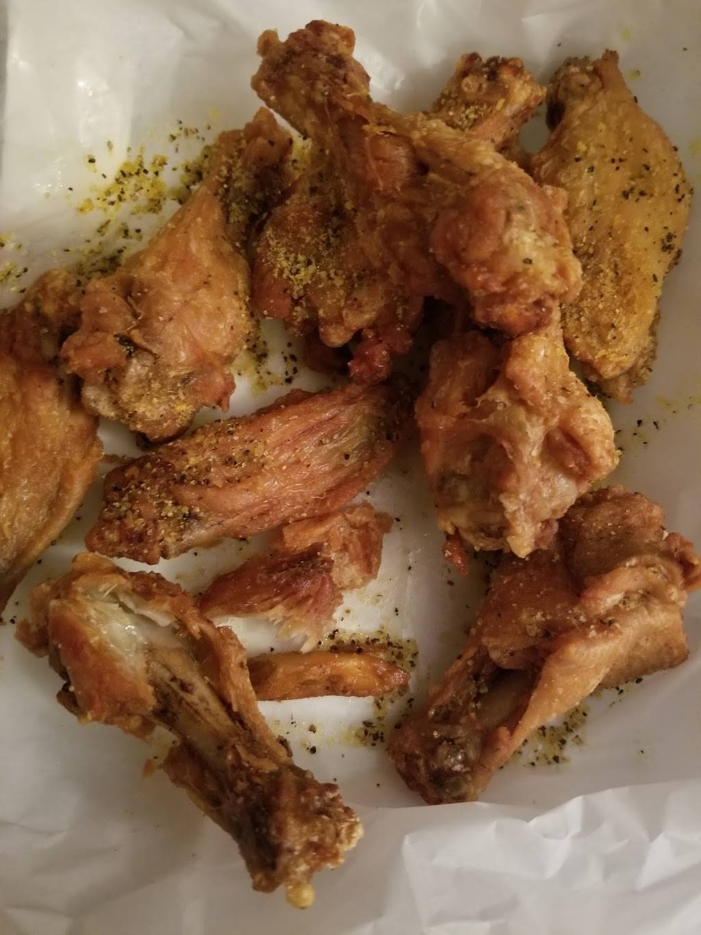 Dixie Queen | restaurant | 2391 Airways Blvd, Memphis, TN 38114, USA | 9017912100 OR +1 901-791-2100