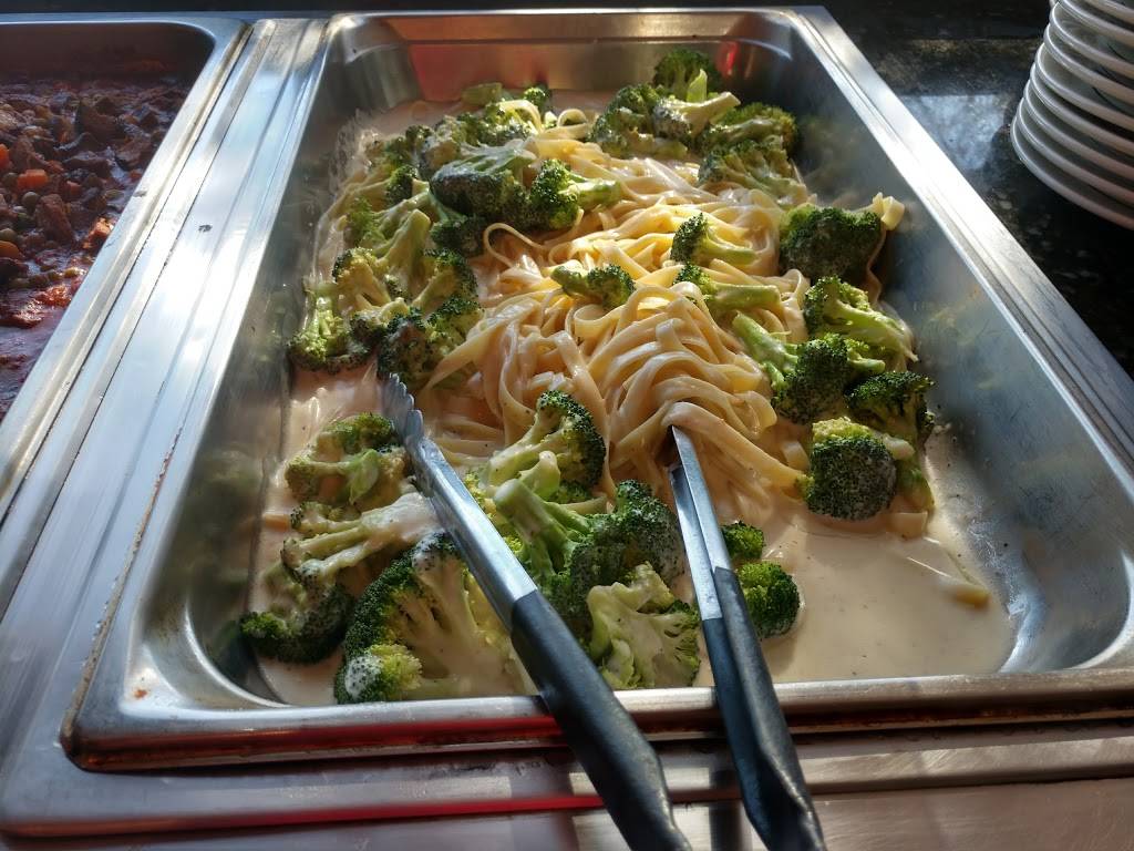 Chadra Mezza & Grill | restaurant | 1622 Park Pl Ave, Fort Worth, TX 76110, USA | 8179263992 OR +1 817-926-3992