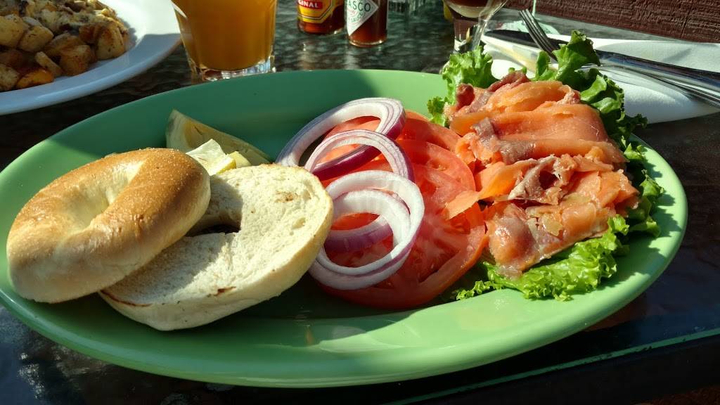 Spyglass Inn Restaurant | restaurant | 2703 Spyglass Dr, Shell Beach, CA 93449, USA | 8057731222 OR +1 805-773-1222