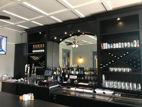 The Parkside | restaurant | 1902 Scott St, Lafayette, IN 47904, USA | 7658380964 OR +1 765-838-0964